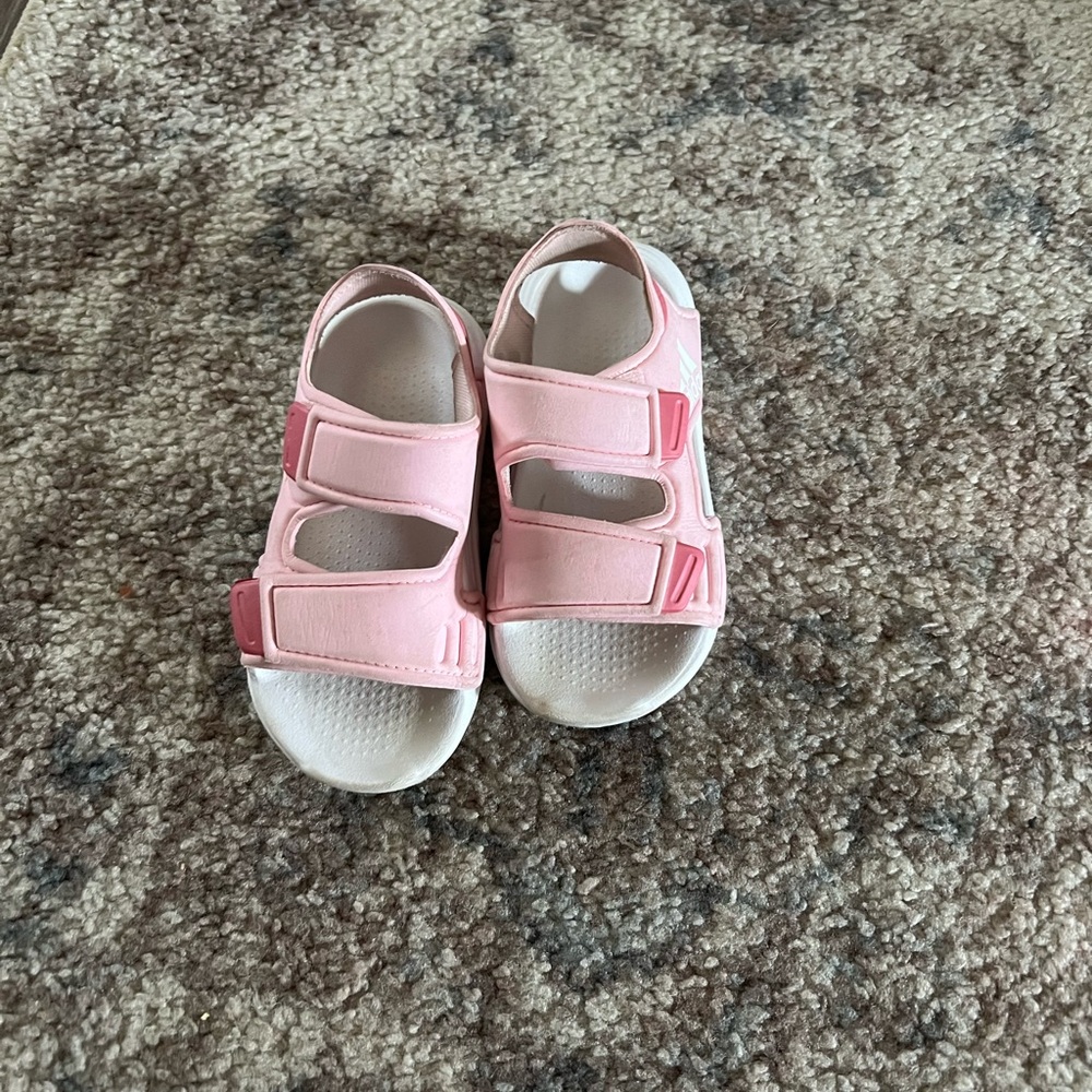 Toddler Adidas Pink Sandals Size 7